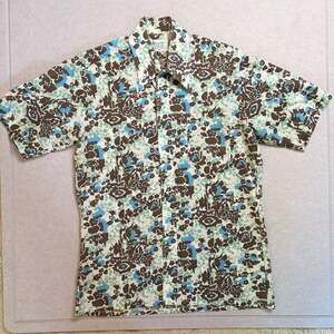 Alexander’s Vintage 1970s Men’s Floral Shirt M Brown Blue Green Short Sleeve
